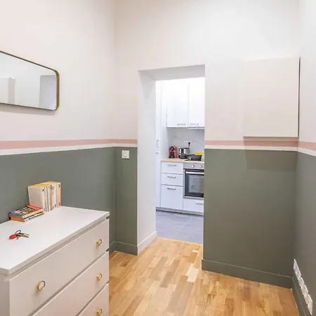Charming Studio In The Heart Of Belleville Paris Exterior photo