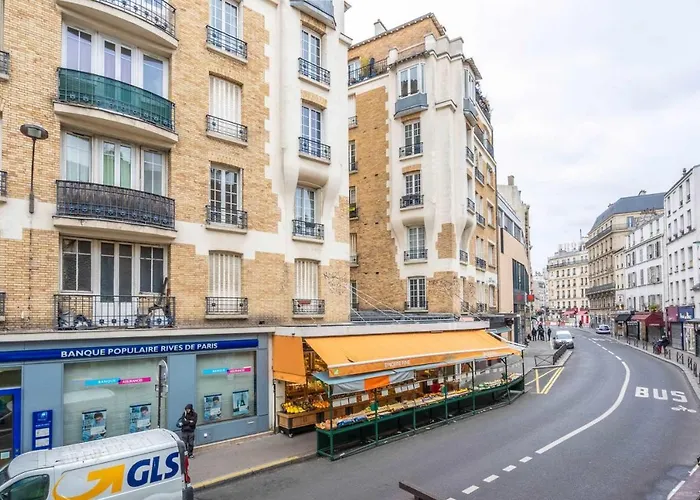 Charming Studio In The Heart Of Belleville